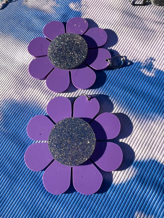 Lavender Fields Flower Power Earrings 💜🌸