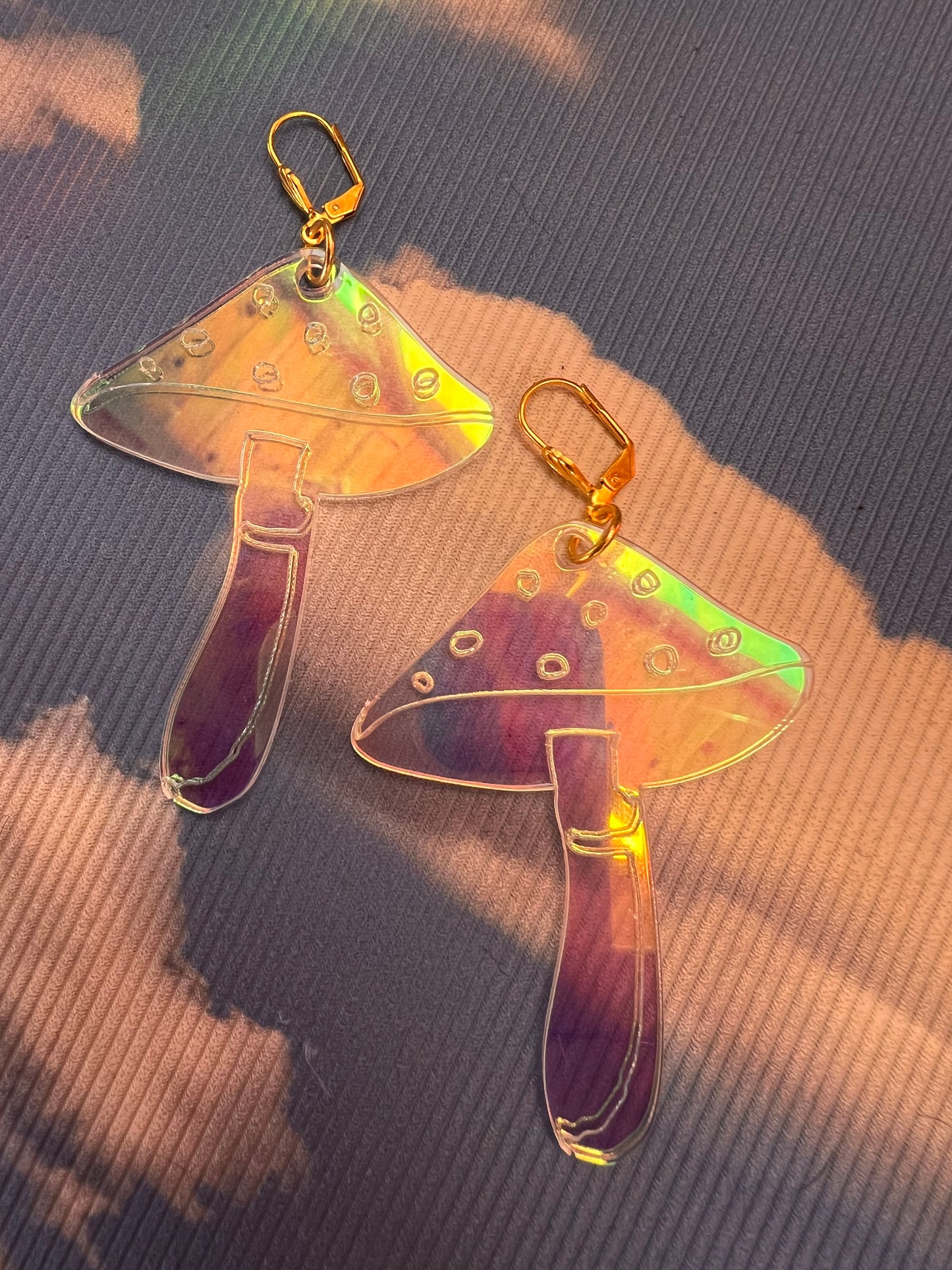 Mushie holo fairy Earrings 💜🦋🍄